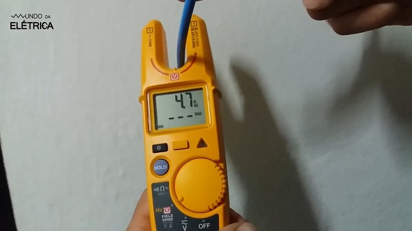 Como calcular potência elétrica