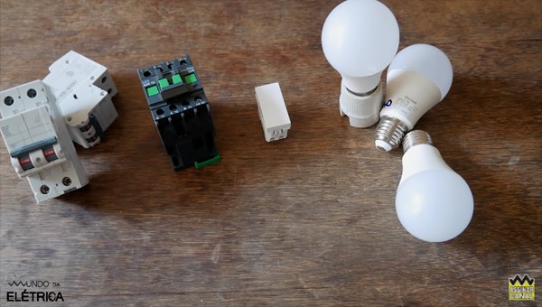 Comando para o Sensor acender várias Lâmpadas.