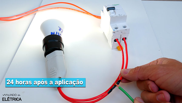 Testando a Fita Isolante Líquida!