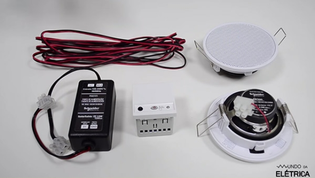 Caixa de som bluetooth de embutir, como ligar?